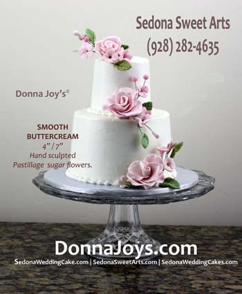 elopement Smooth Buttercream Sugar flowers