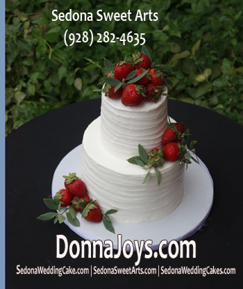 Sedona elopement Cake -strawberry topper elopement cake