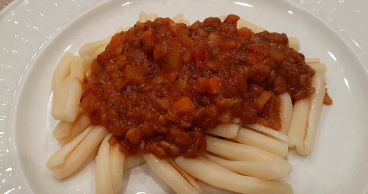 Lentil Bolognese (Vegan)